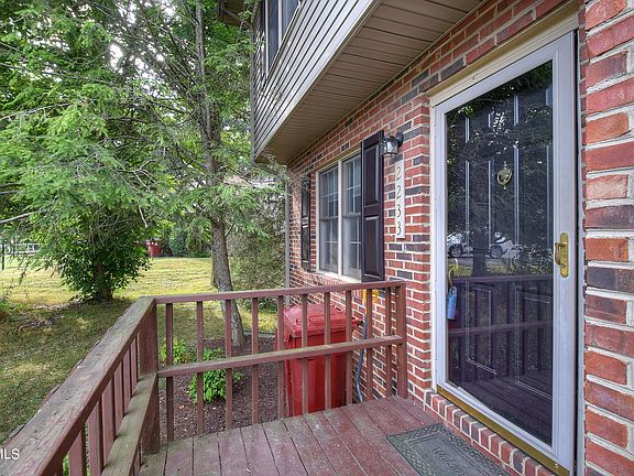 4th image of 2233 Forest Acres Dr #2233