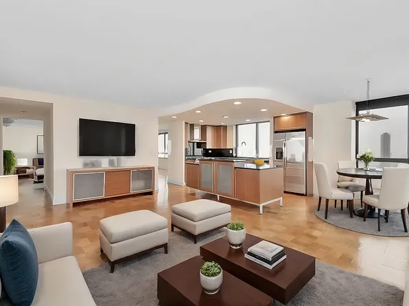 630 First Avenue image 2 of 7