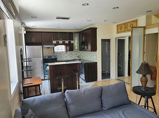318 E 62nd St #3-R, New York, NY 10065