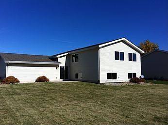 4th image of 2939 W 63rd Ln