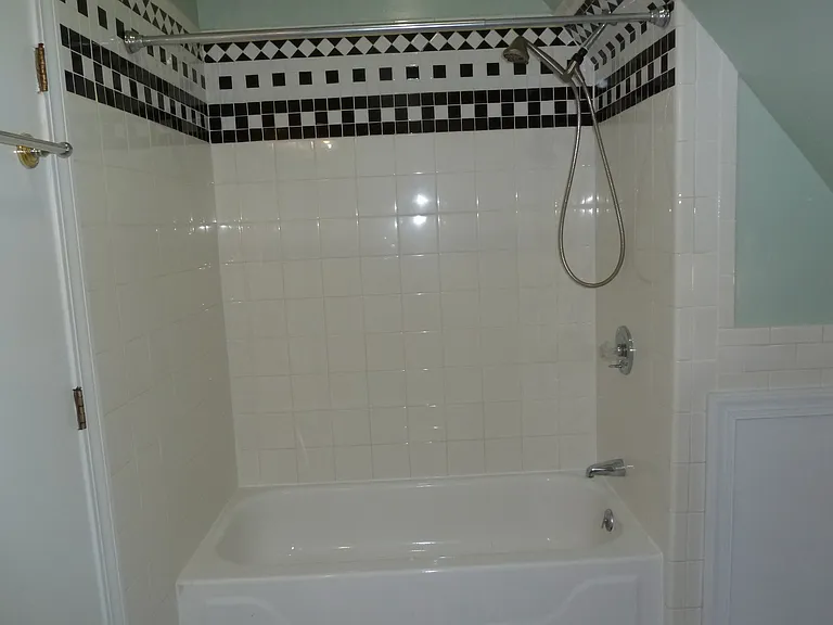 4709 Chester Ave — Photo 7