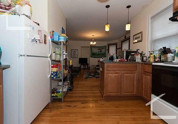 2nd image of 336 Faneuil St #X3