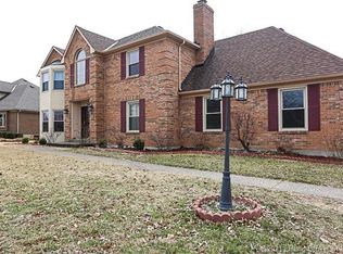 2200 Elk Pointe Blvd, Jeffersonville, IN 47130