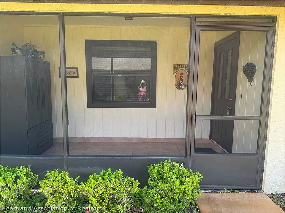 14 Charlton Dr