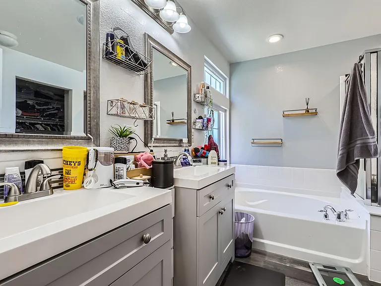 5587 N Jebel Ct — Photo 16