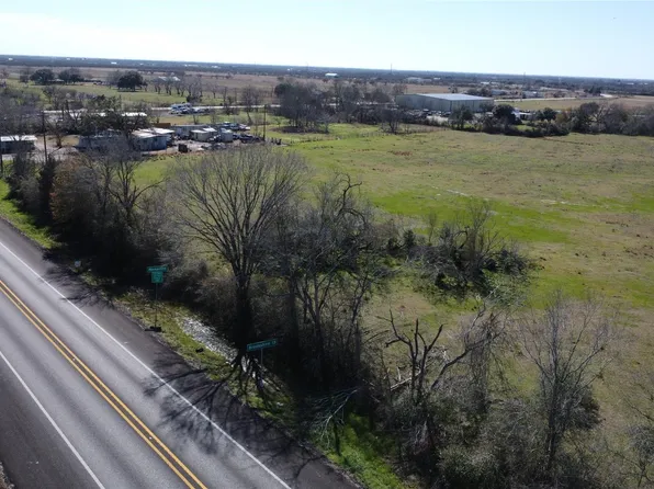 13227 Fm 359 Rd, Hempstead, TX 77445