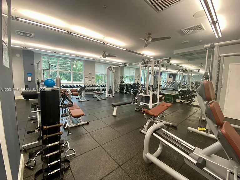 2000 N Bayshore Dr #1107 — Photo 24