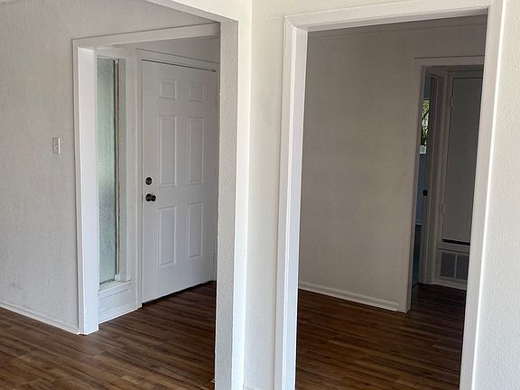 3rd image of 5500 GRAND LAKE DR