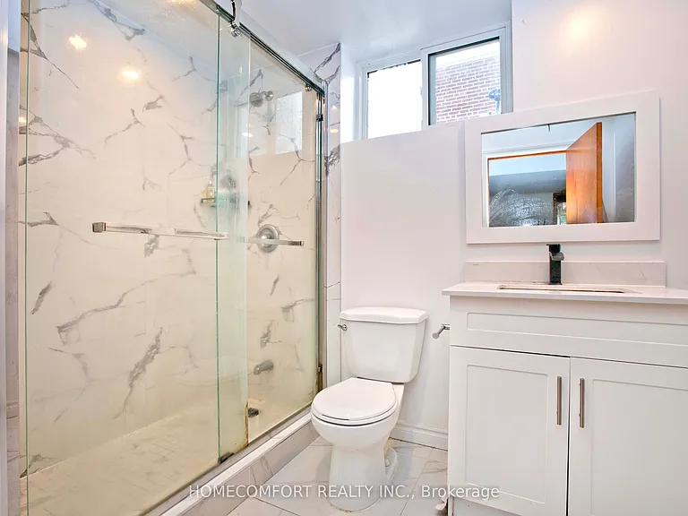19 Oldborough Cir #SEMI BASEMENT — Photo 14