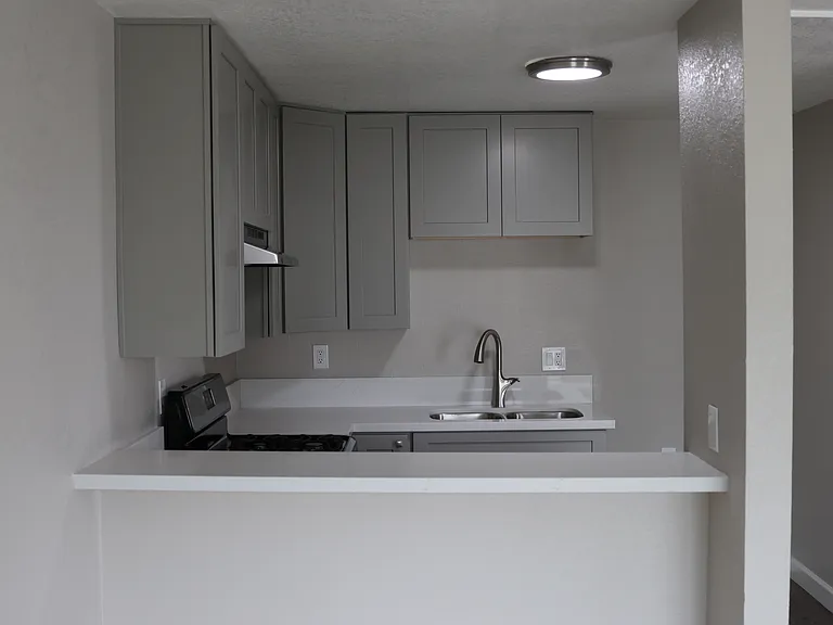 7740 Laurel Canyon Blvd — Photo 9