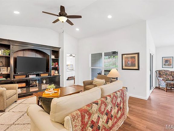 5th image of 1534 Cascade Ln