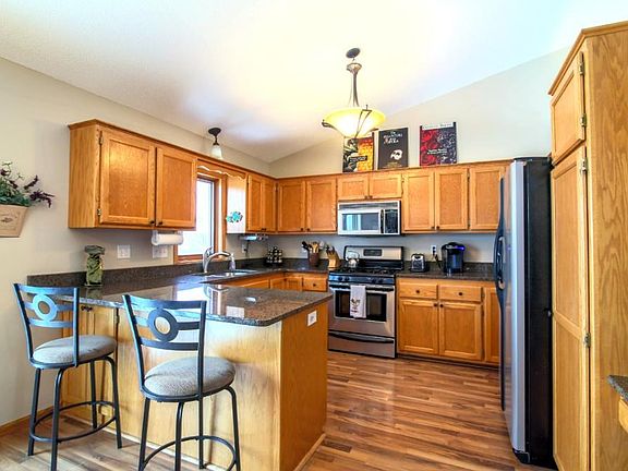 3rd image of 1683 125th Ln NE