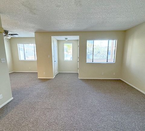 3rd image of 146 Loma Vista St #4