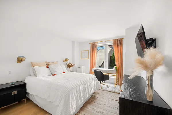 Rented by Brown Harris Stevens | media 5