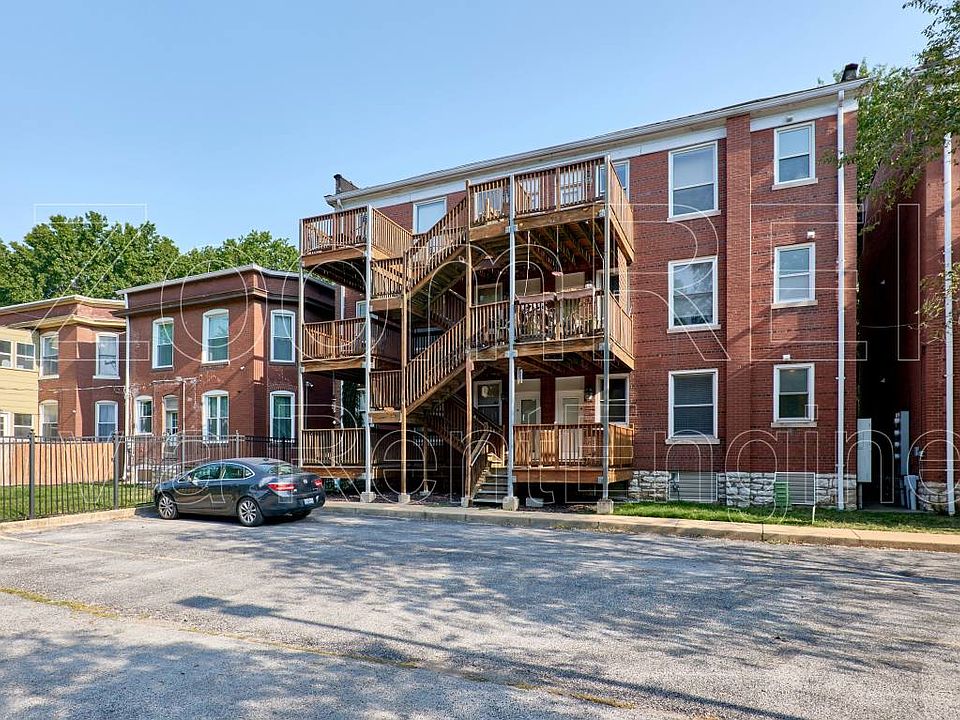 1st image of 6126 Washington Ave #101