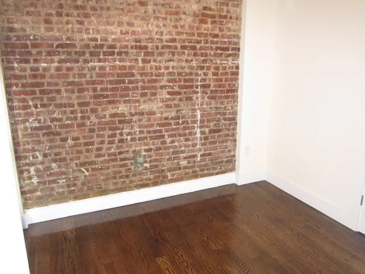 Rented by Reliance Realty Partners LLC  | media 21