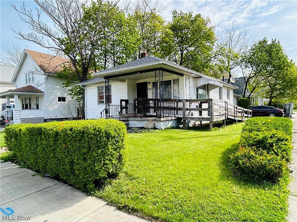 1st image of 2439 Reid Ave
