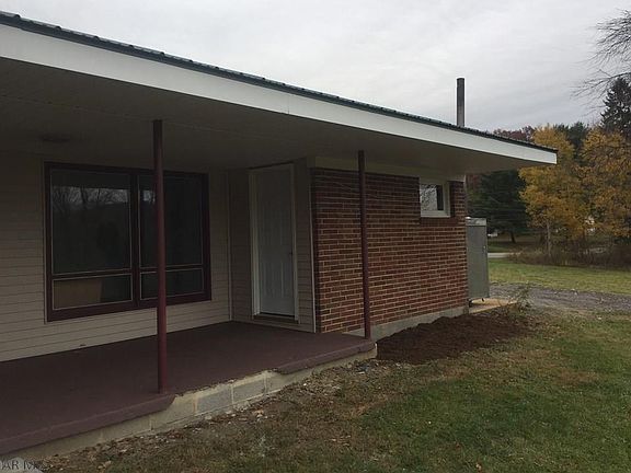 5th image of 1049 Dorsey Ave