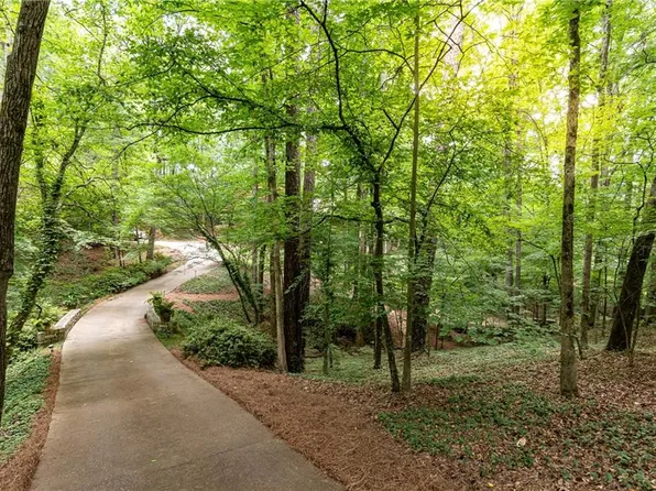 4547 Harris Trl NW, Sandy Springs, GA 30327