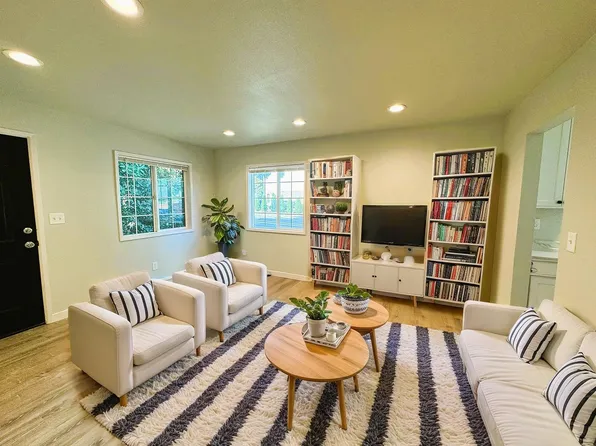 110-120 NE 60th Ave, Portland, OR 97213