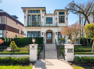 4320 W 8th Ave, Vancouver, BC V6R2A1