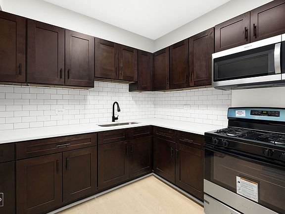 5th image of 5047 S Champlain Ave APT 3