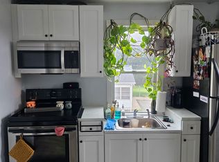 15 Riverdale Ave APT 2, West Warwick, RI 02893