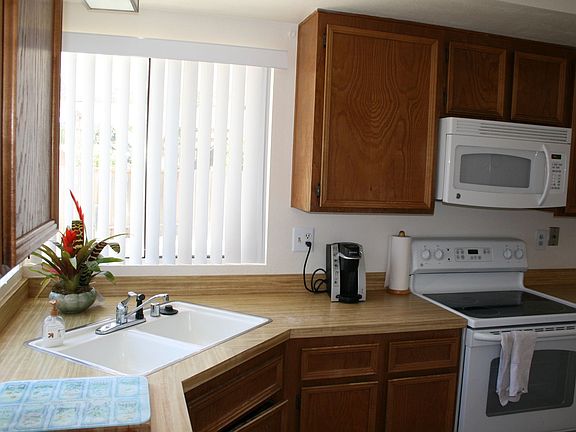 5th image of 16092 Blazewood Way