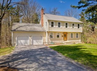 29 Woodbury Rd, Southborough, MA 01772