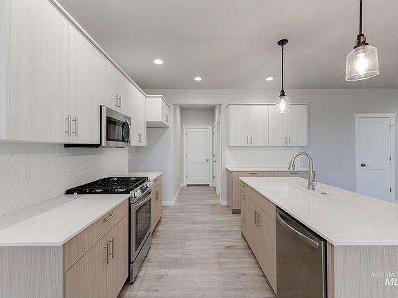 6th image of this home