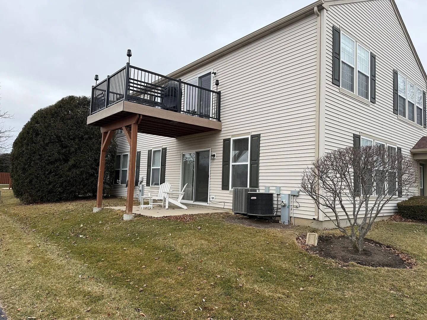 111 W Chatham Ln photo 1