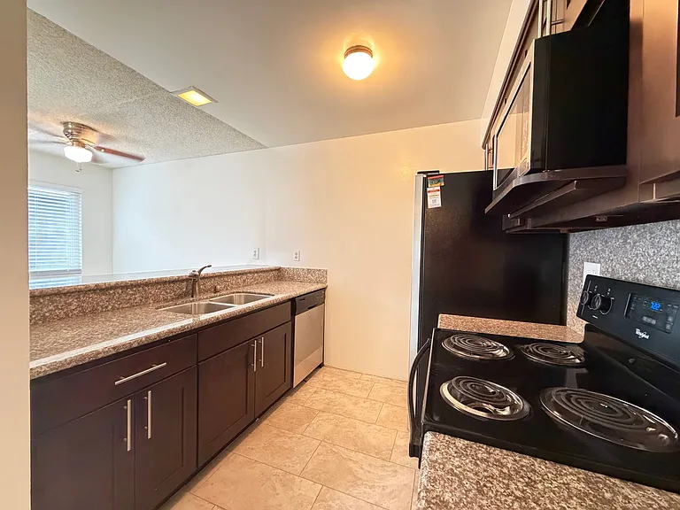 4115 Hilaria Way #D — Photo 4