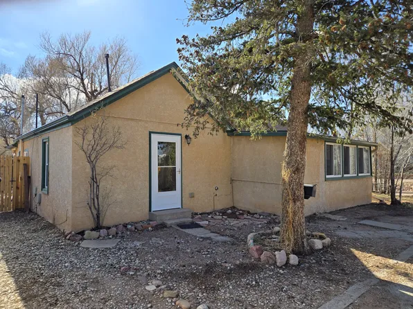 215 S 11th St, Colorado Springs, CO 80904