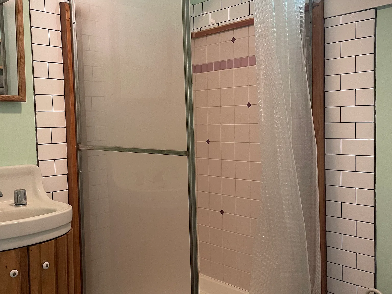1 bed, 400 sqft, $1,100 — Photo 4
