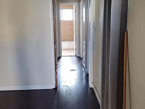 3rd image of 1016 E 80th St