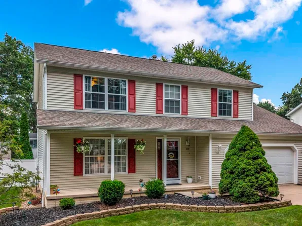 218 Simon Ln, Medina, OH 44256