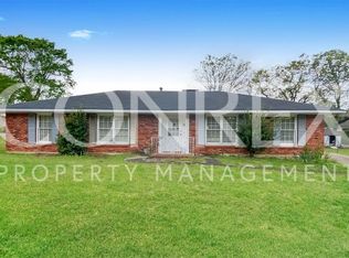 5042 London Rd, Montgomery, AL 36109