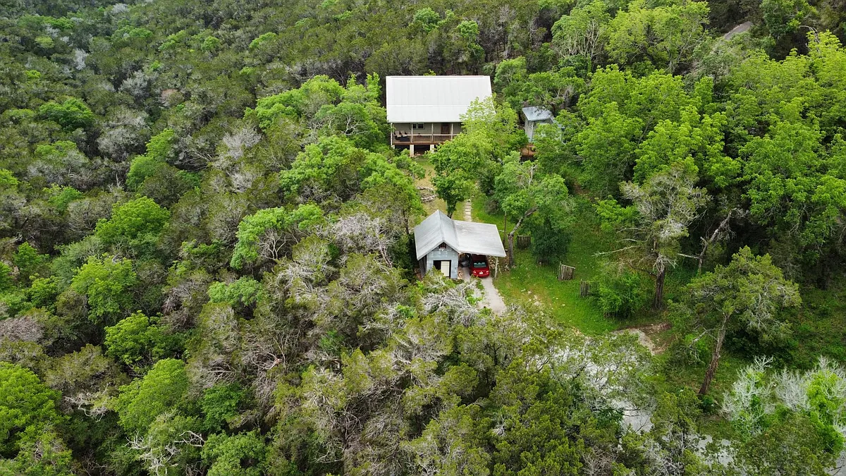 Arial view of house with carport - 15002 Gebron Dr