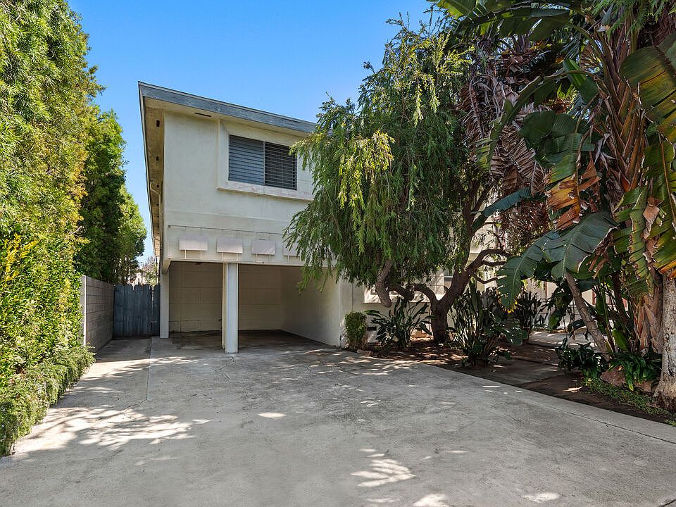 1st image of 3636 Mentone Ave