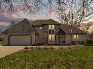 600 River Ridge Rd, River Falls, WI 54022
