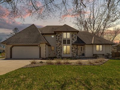 600 River Ridge Rd, River Falls, WI, 54022