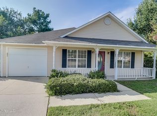 209 April Ln, Ocean Springs, MS 39564