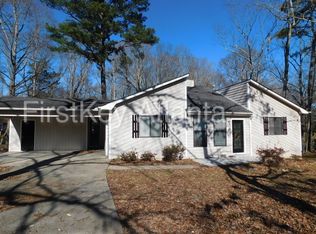 3840 Sugar Creek Dr, Douglasville, GA 30135