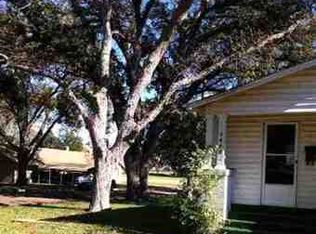 1403 N Cleveland Ave, Cameron, TX 76520