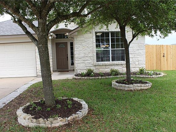 5th image of 114 Maverick Dr
