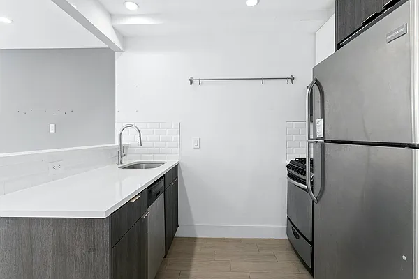 Rented by Corcoran | media 23