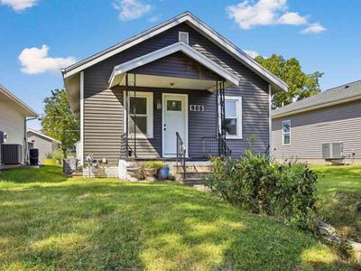 905 12th St NE, Cedar Rapids, IA, 52402