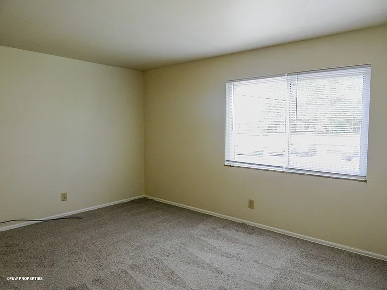 47 Auburn Ave — Photo 5