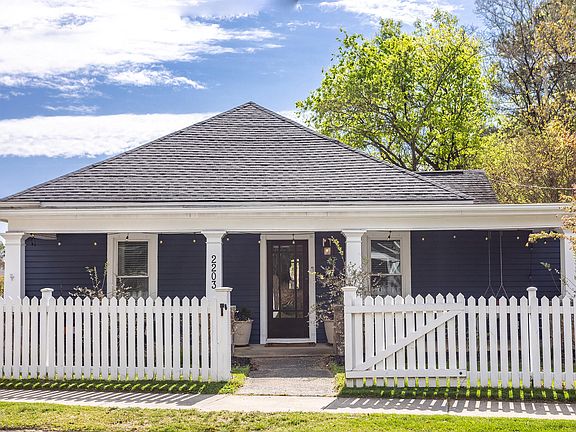 2nd image of 2203 Chapel Hill Rd