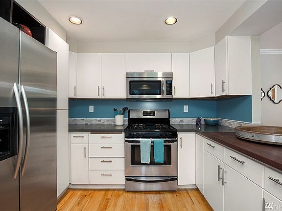 5th image of 4039 140th Ave SE